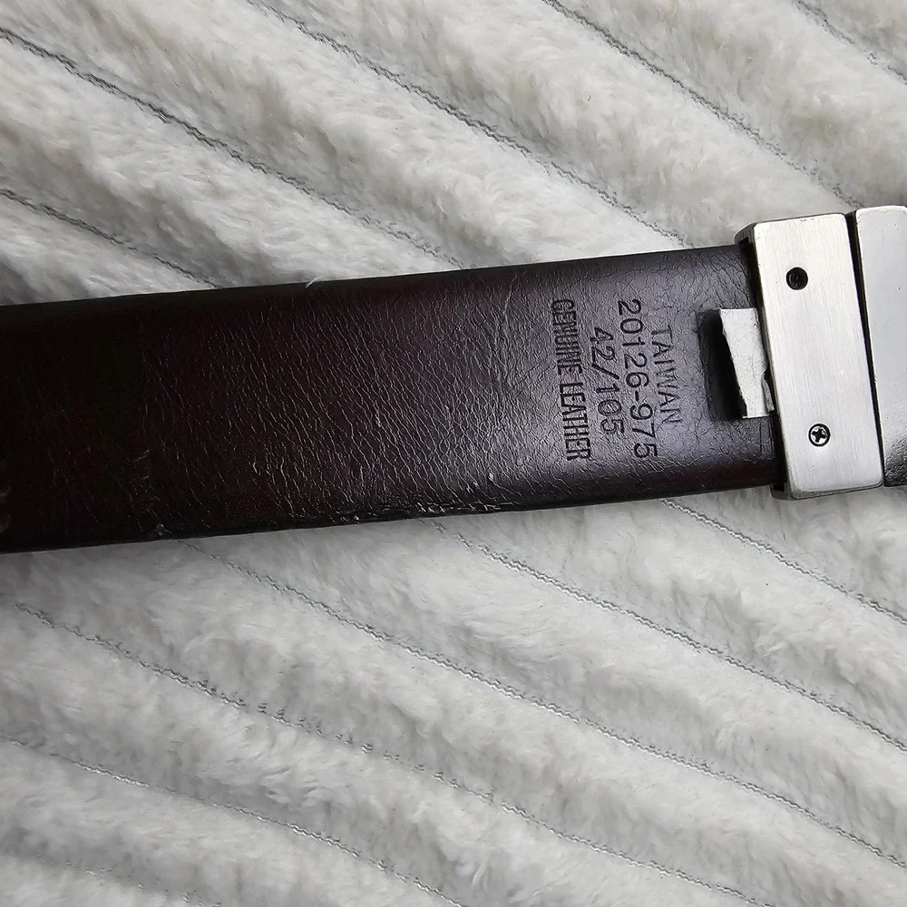 Geoffrey Beene Mens Reversible Leather Belt 42 Black Brown Classic Professional